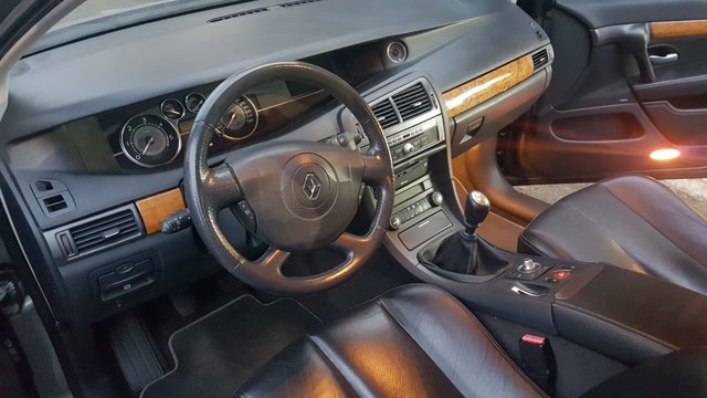velsatisinterior1.jpeg