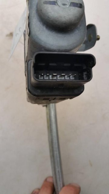 156341_223i2Piece-Leve-vitre-mecanique-arriere-gauche-8200305722-RENAULT-VEL_SATIS-2_2-DCI-16V-5P.jpg