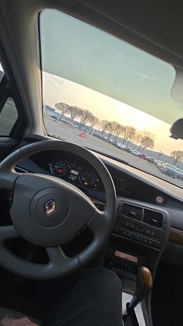 Snapchat-1952984050.jpg (831.84 Kio) Vu 520 fois Snapchat-1952984050.jpg